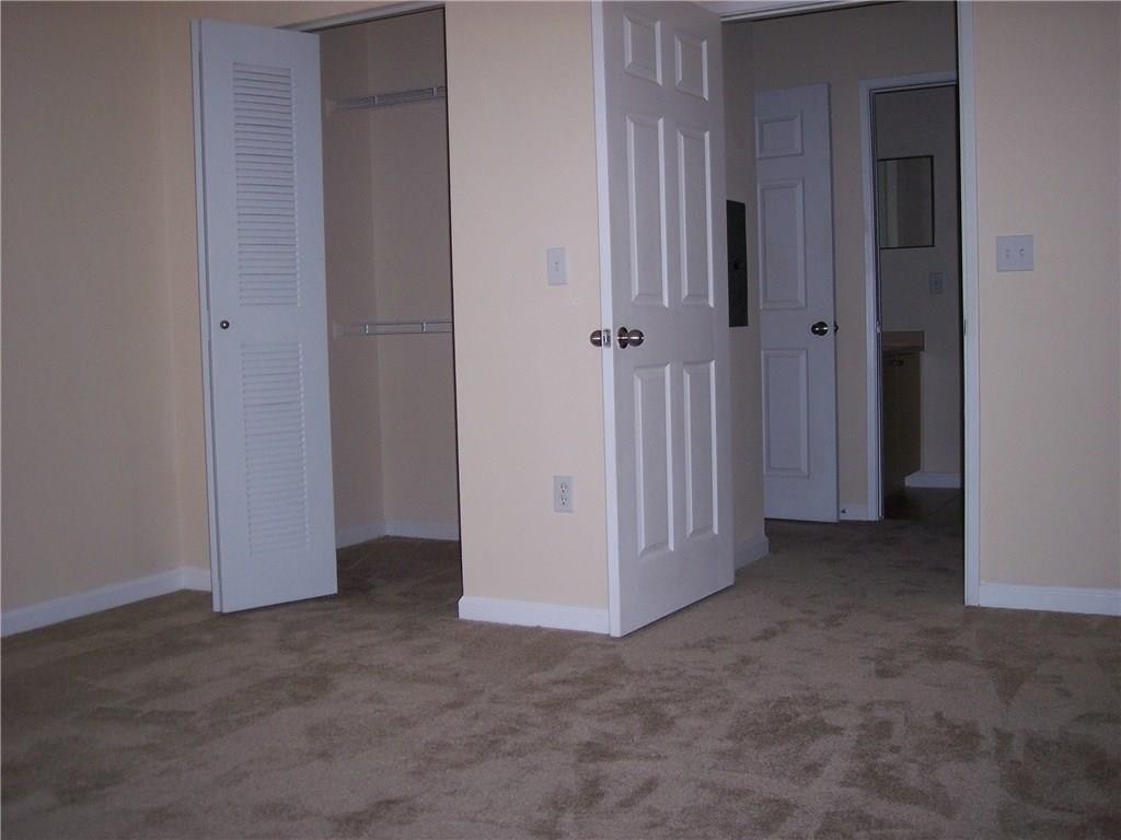 REGENT PARK - Residential