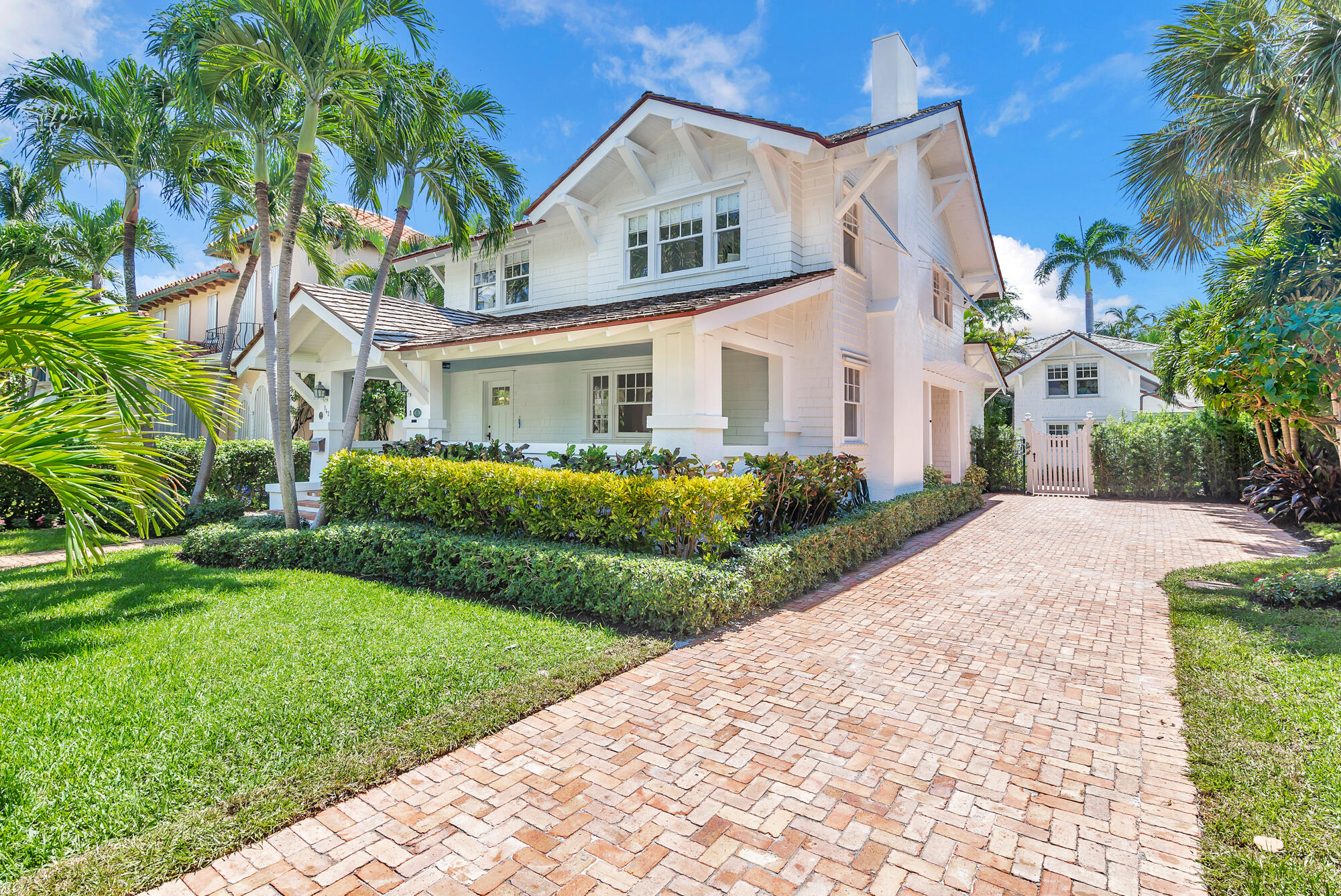 142 Seabreeze Avenue