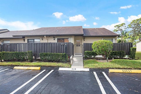 Featured picture for the property R10692971