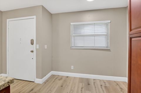 Tiny photo for 23305 N Barwood Ln Lane N #209, Boca Raton, FL 33428 (MLS # B26027190)