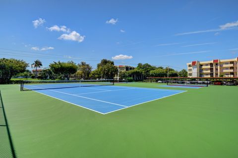 Tiny photo for 23305 N Barwood Ln Lane N #209, Boca Raton, FL 33428 (MLS # B26027190)