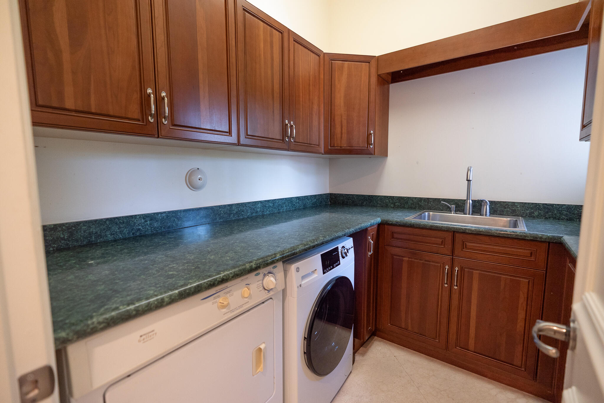 CYPRESS POINT - Residential