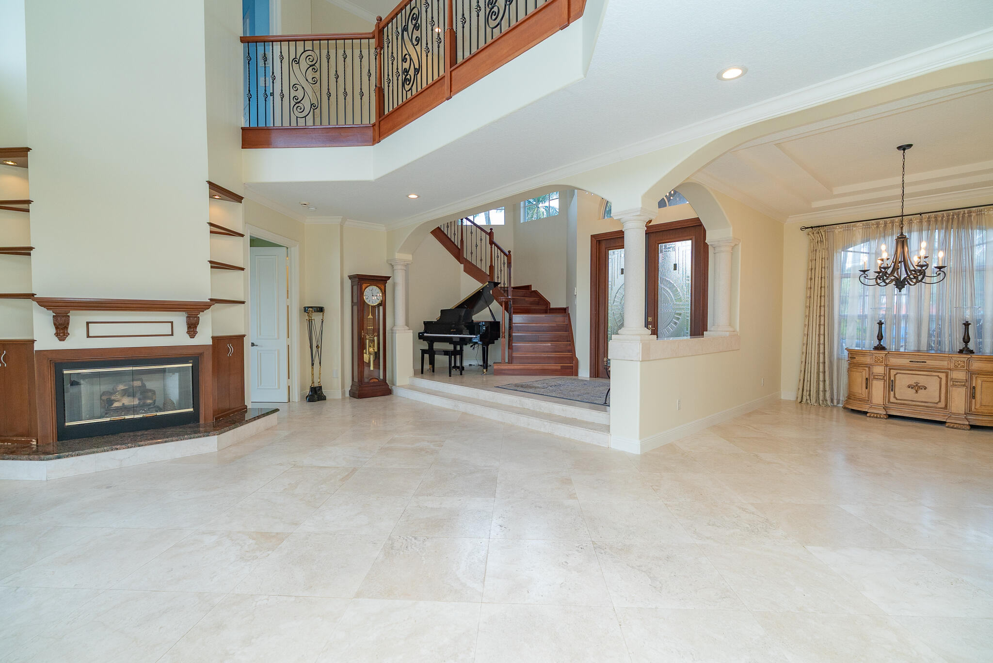 CYPRESS POINT - Residential