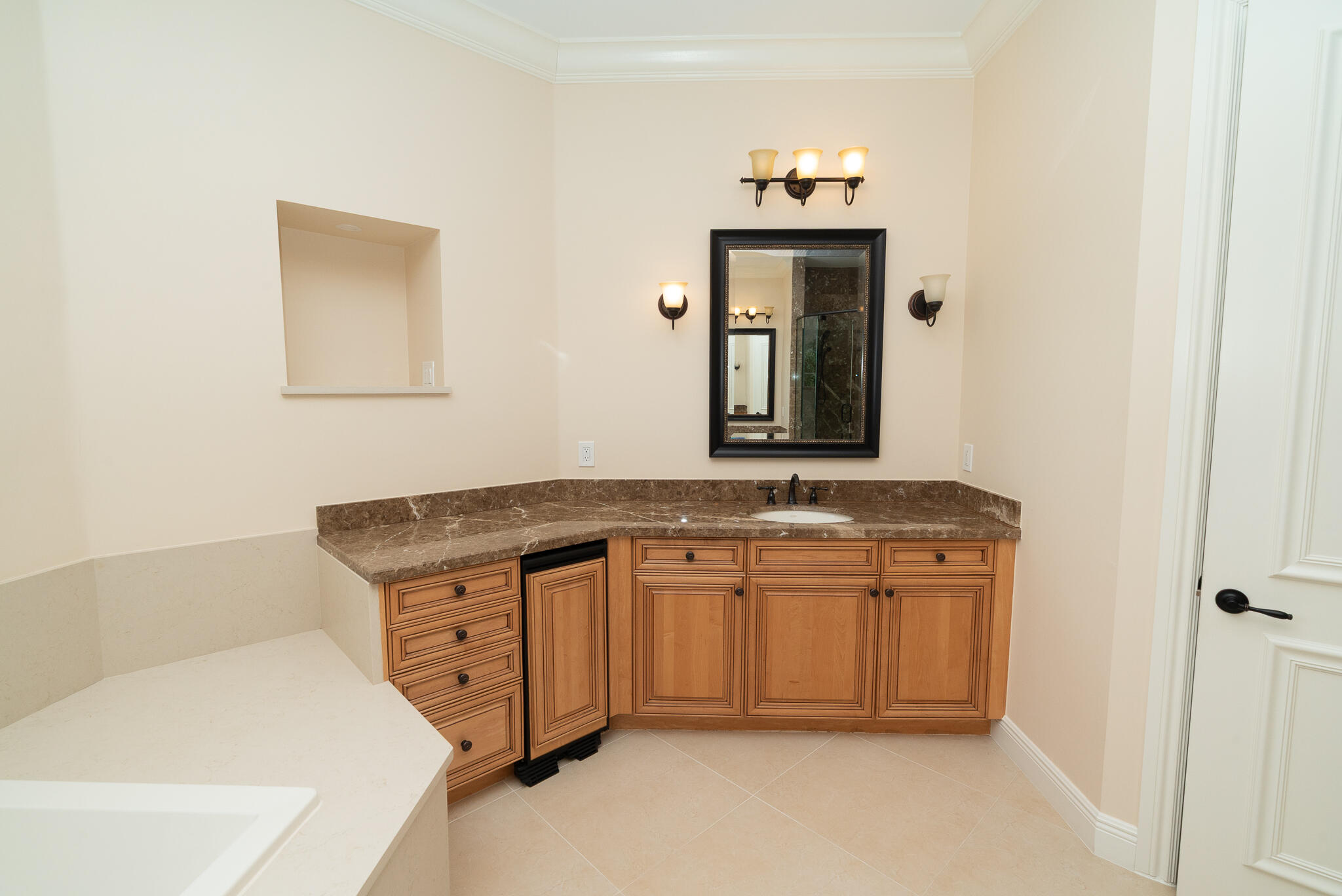 CYPRESS POINT - Residential