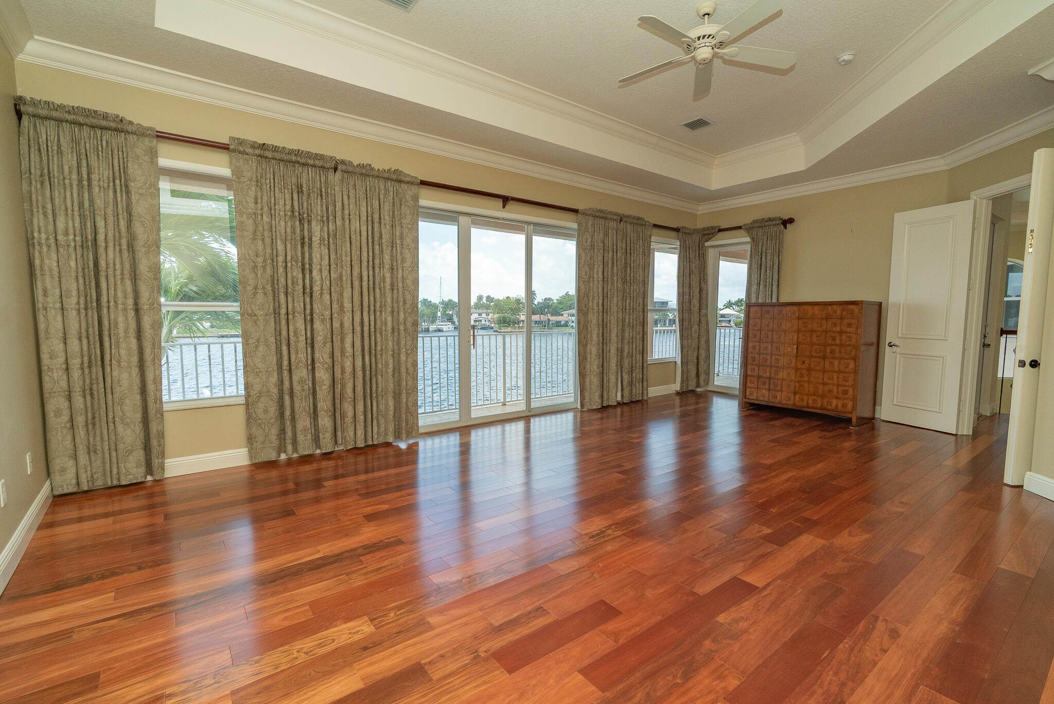 CYPRESS POINT - Residential