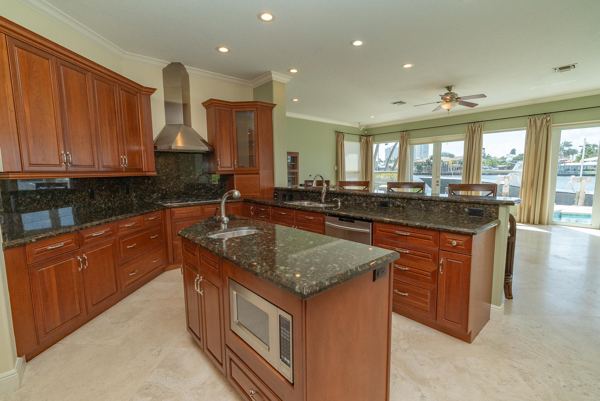 CYPRESS POINT - Residential