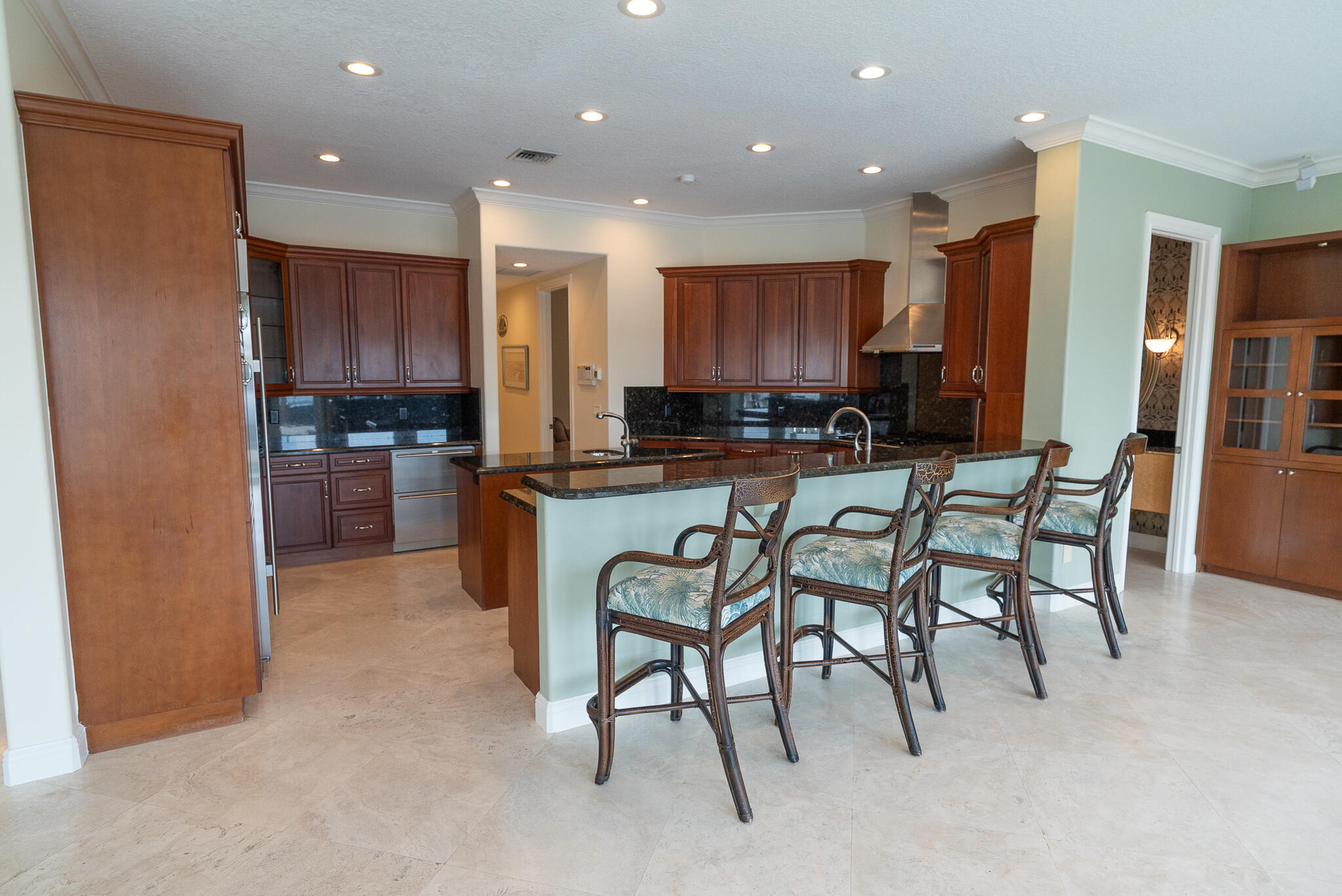 CYPRESS POINT - Residential