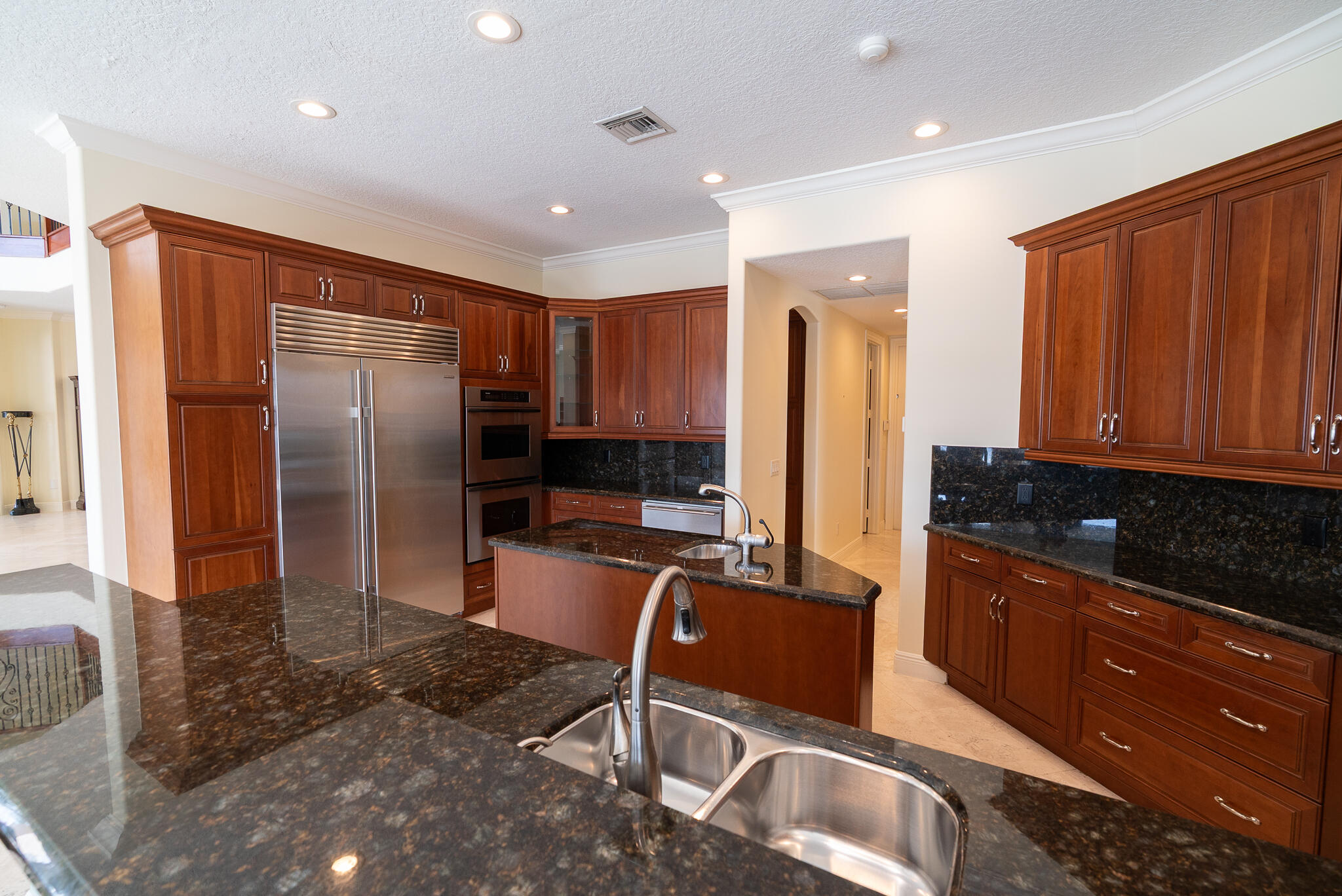 CYPRESS POINT - Residential