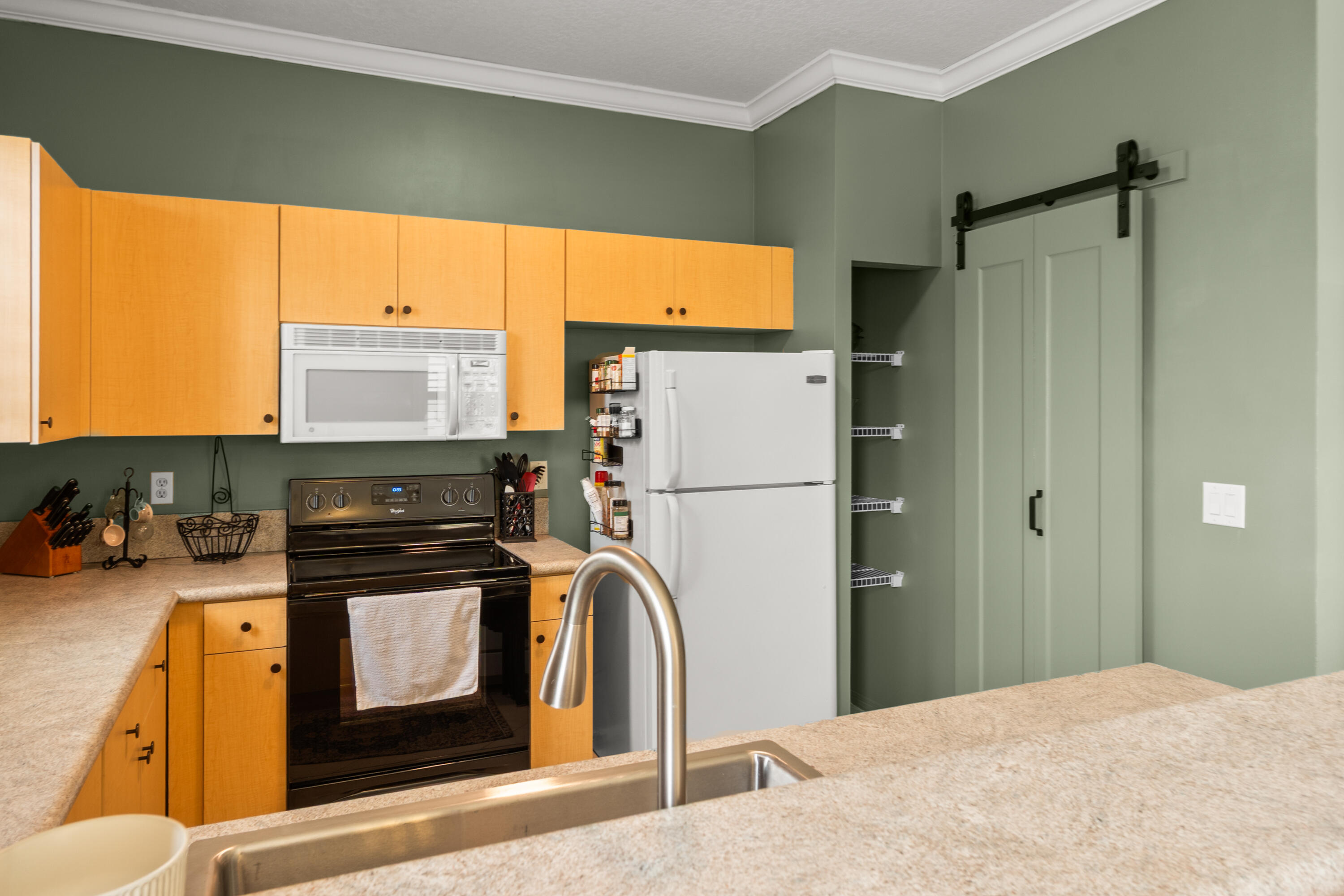 Seminole Estates & Towhomes - Residential