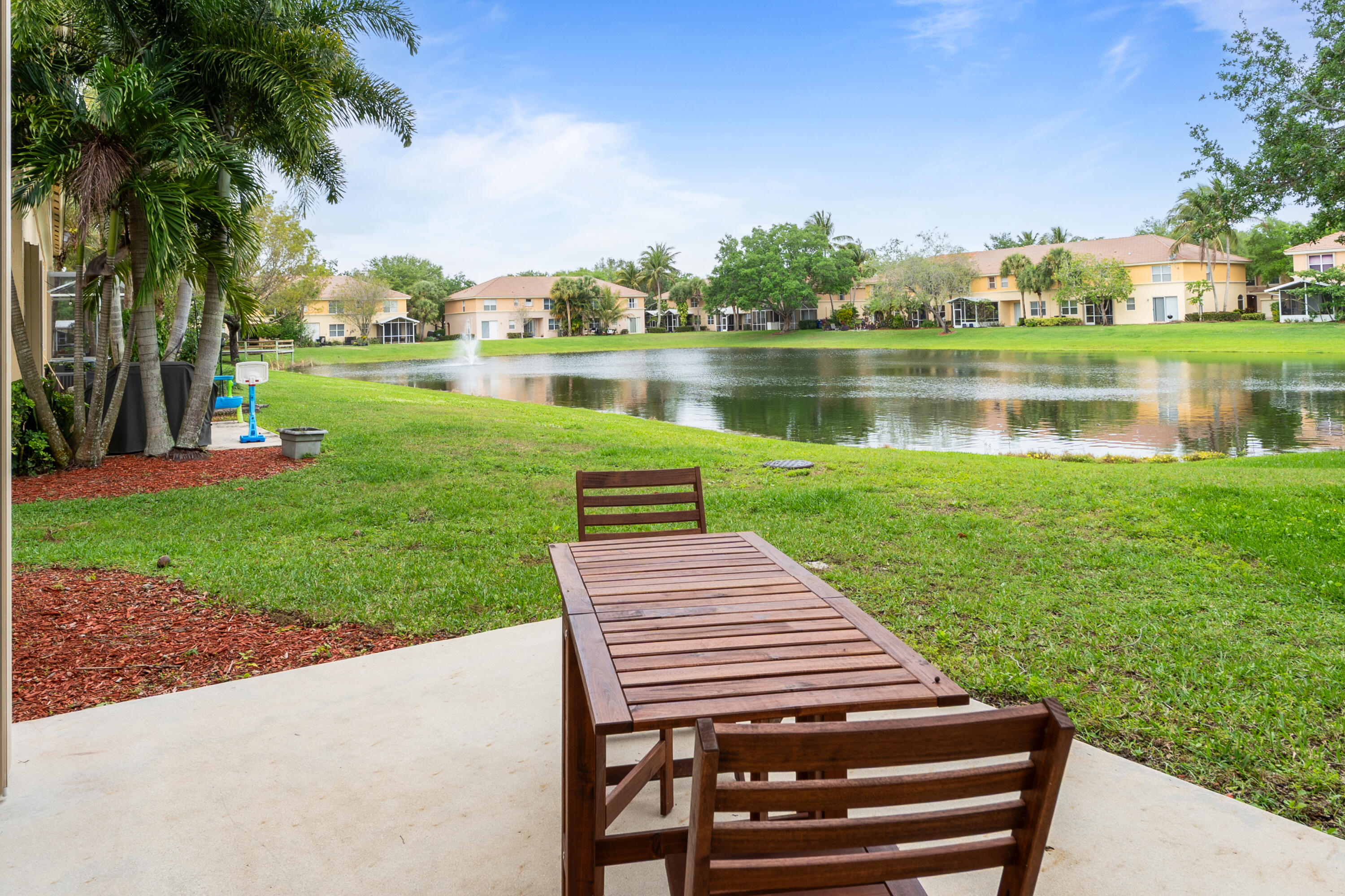 Seminole Estates & Towhomes - Residential