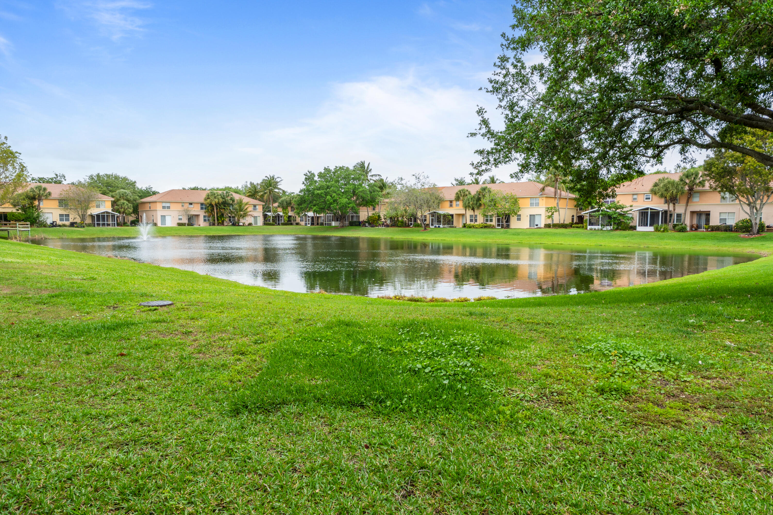 Seminole Estates & Towhomes - Residential