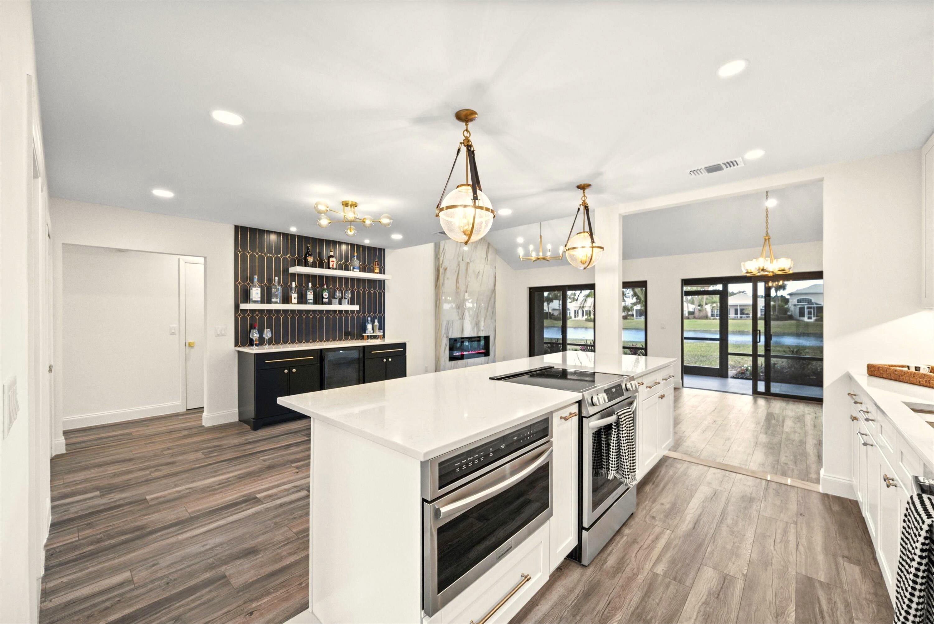 3733 Cape Pointe Circle