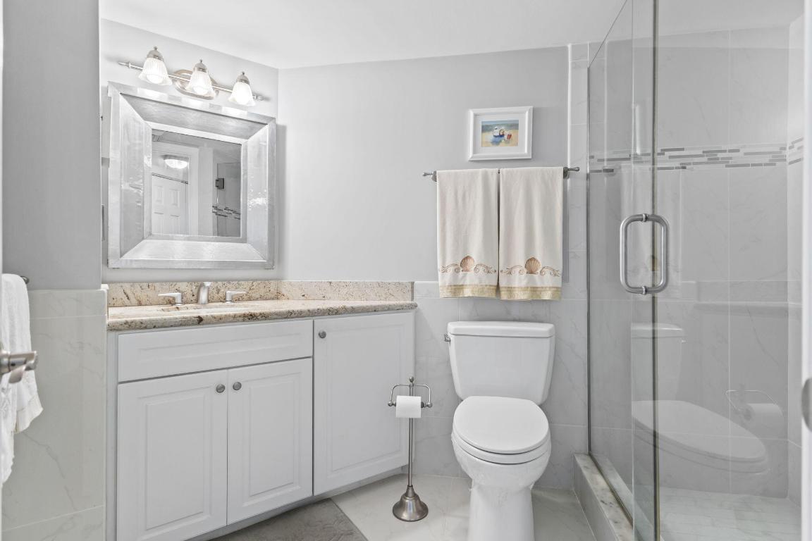 ISLANDIA I CONDOMINIUM - Residential