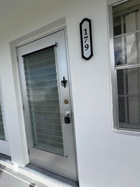 179 Berkshire I West Palm Beach FL 33417