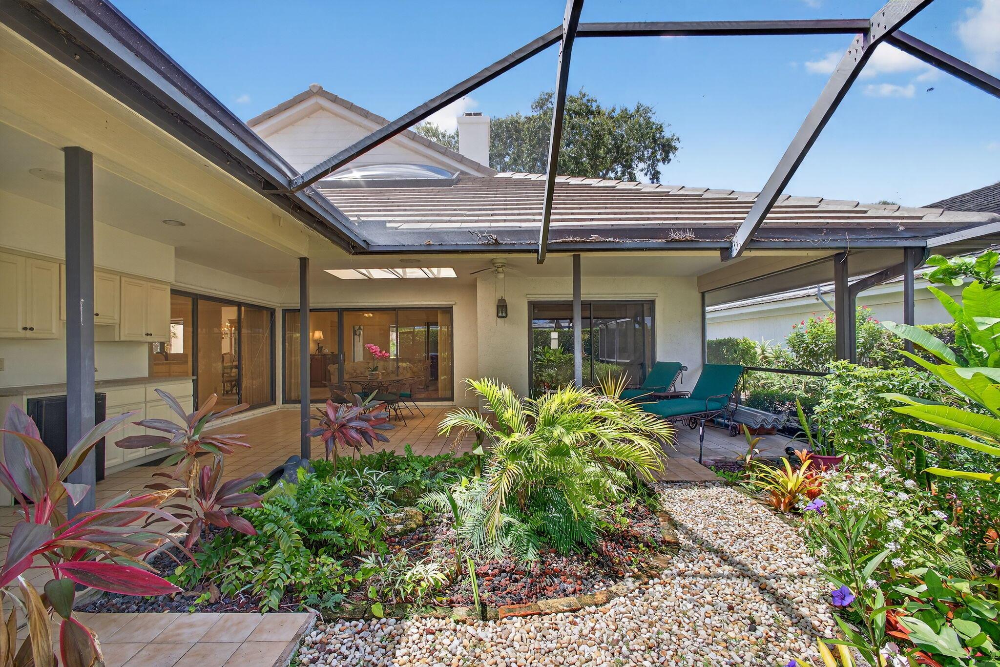 CROSSWINDS AT JONATHANS L - Residential Lease