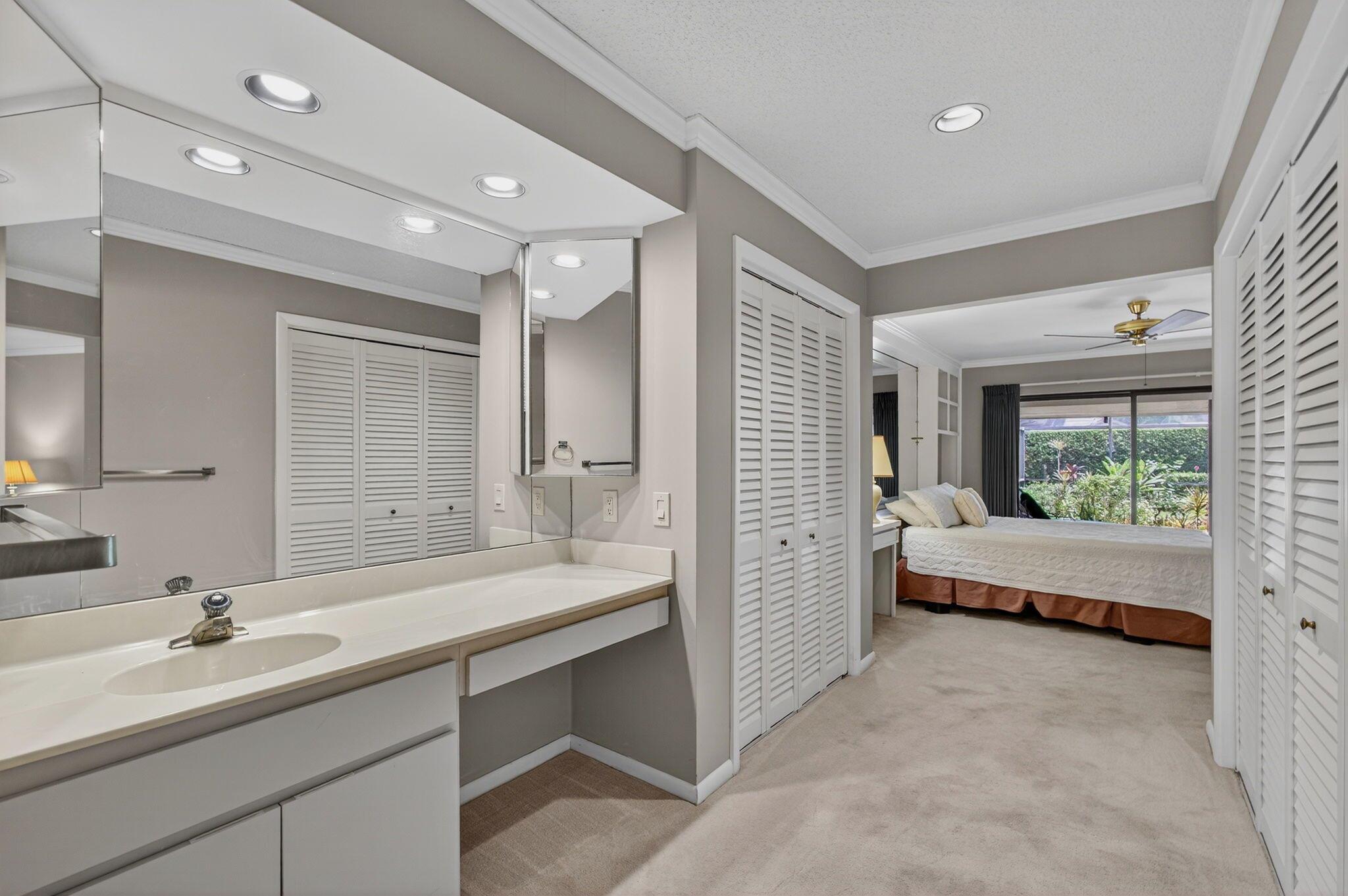 CROSSWINDS AT JONATHANS L - Residential Lease