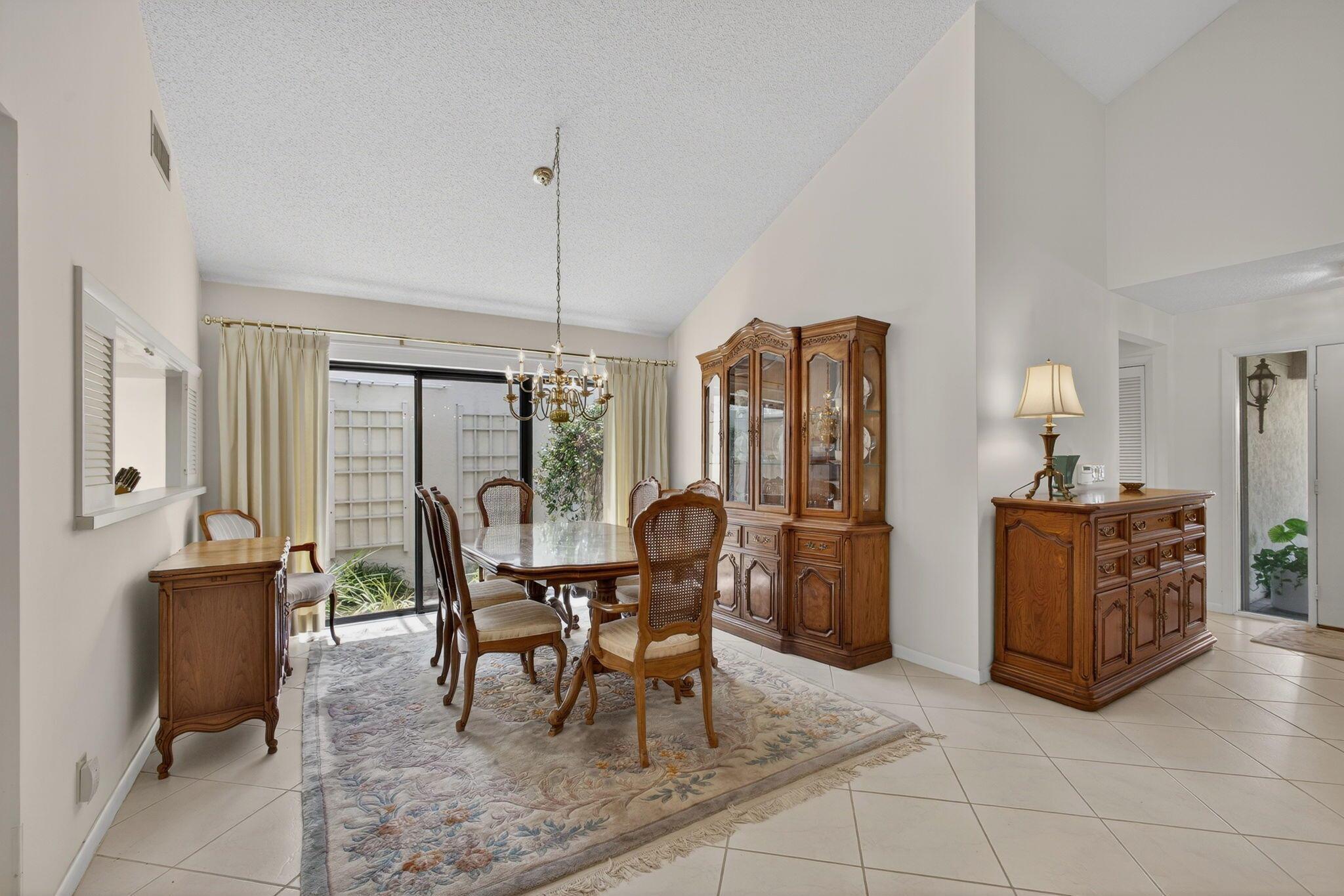 CROSSWINDS AT JONATHANS L - Residential Lease