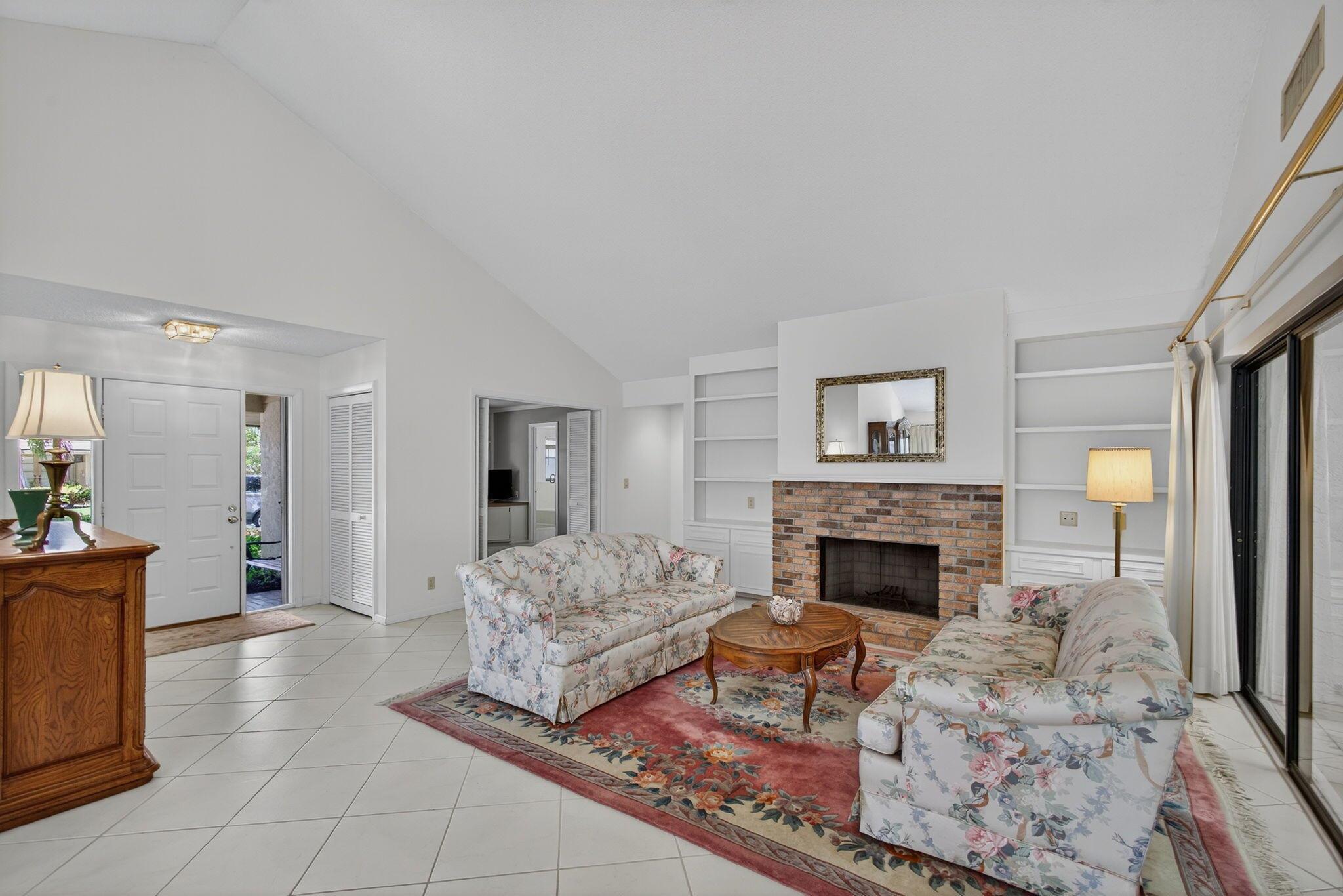 CROSSWINDS AT JONATHANS L - Residential Lease