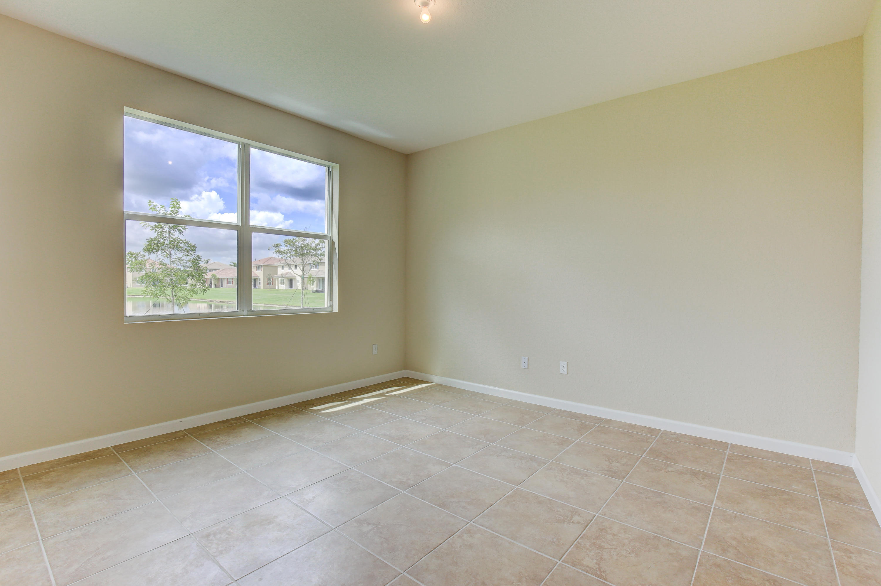 ABBINGTON - Residential