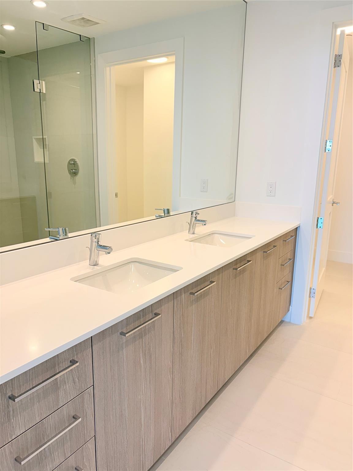 SELENE - Residential Lease