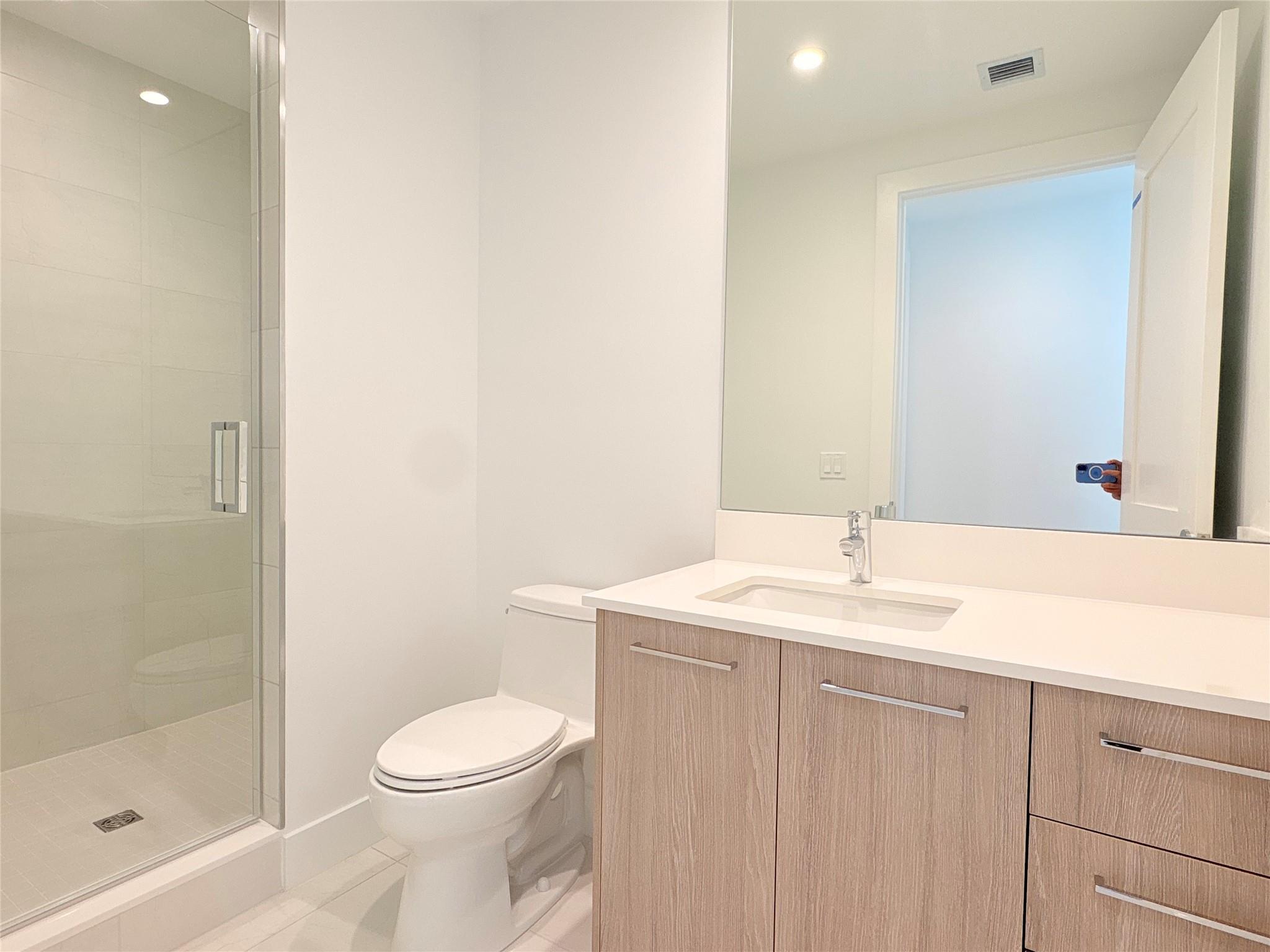 SELENE - Residential Lease