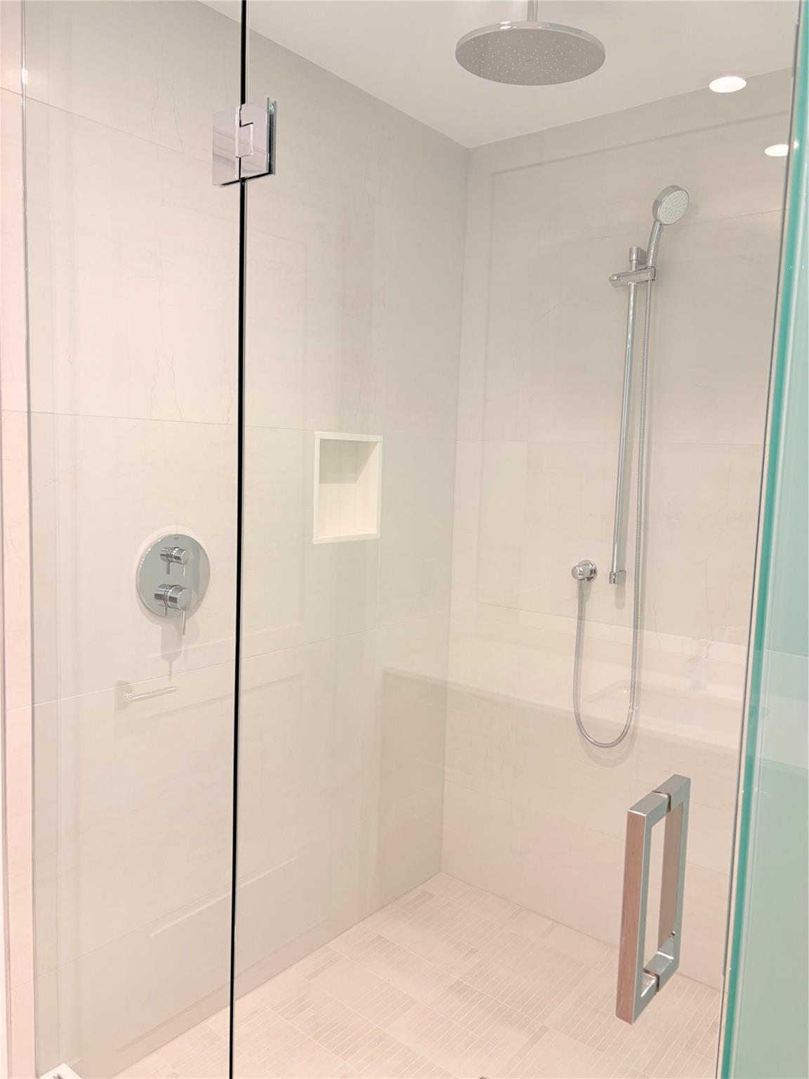 SELENE - Residential Lease