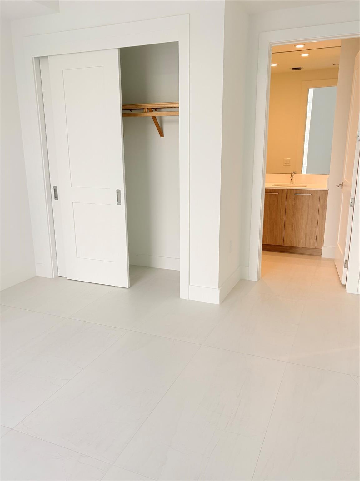 SELENE - Residential Lease