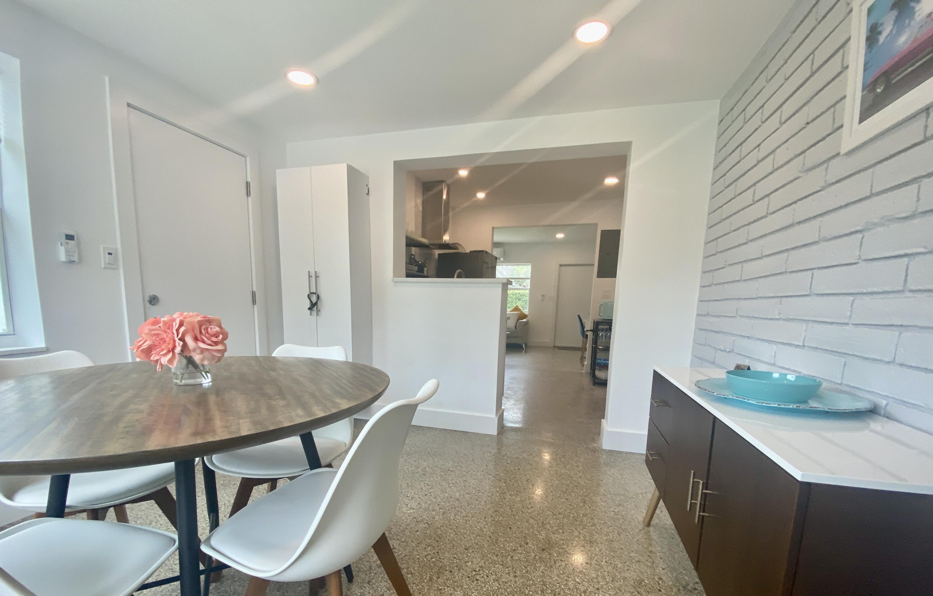 LINNS ADD TO OSCEOLA PARK - Residential Income