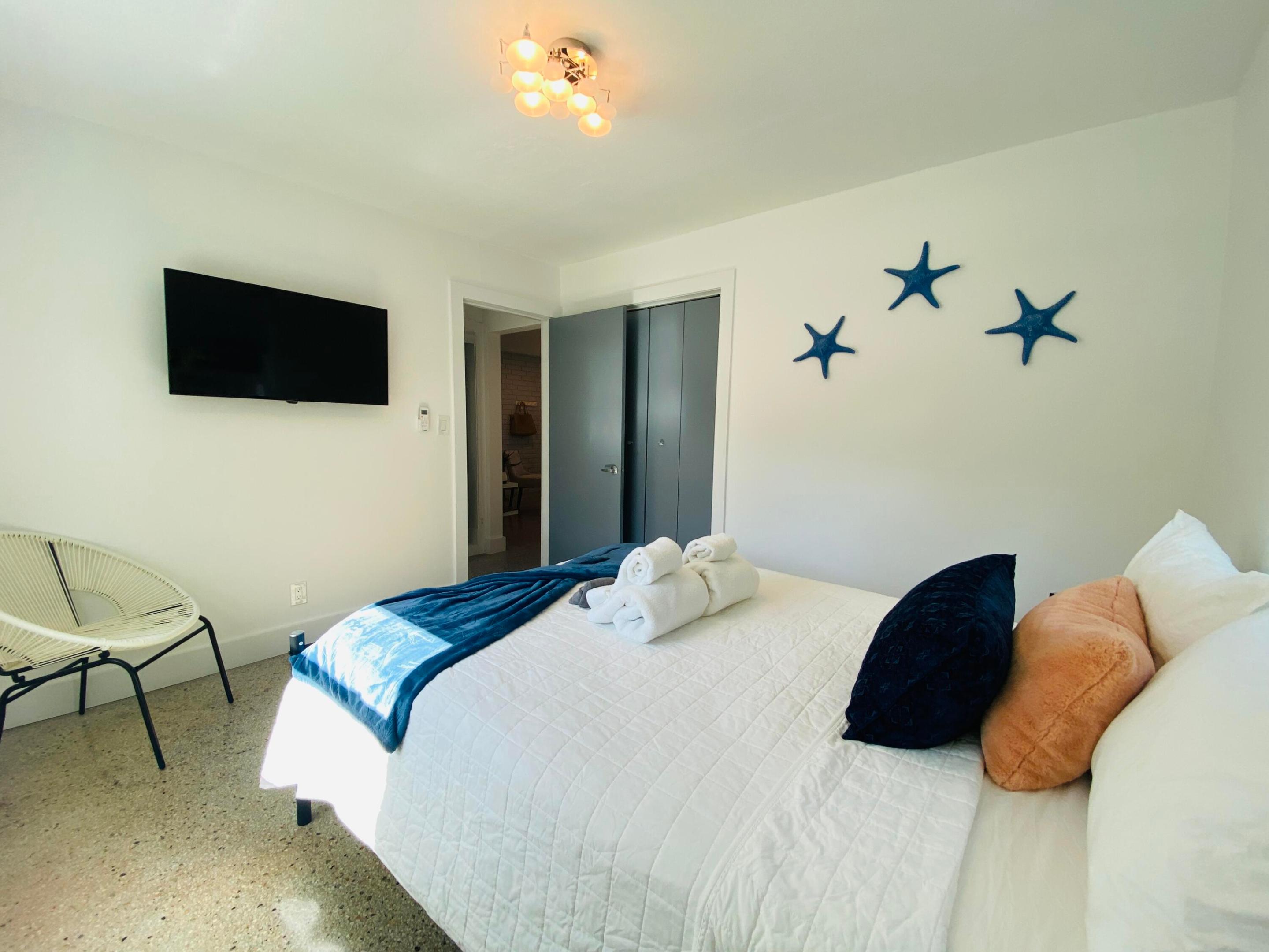 LINNS ADD TO OSCEOLA PARK - Residential Income