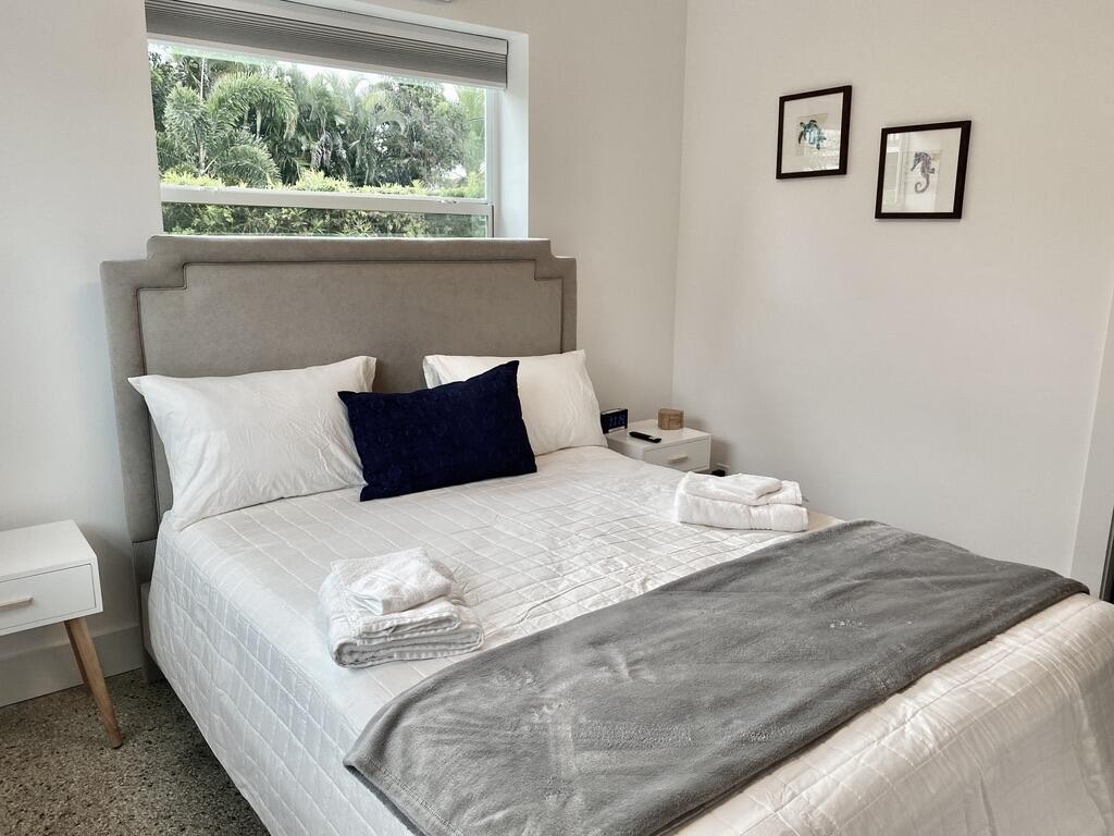 LINNS ADD TO OSCEOLA PARK - Residential Income