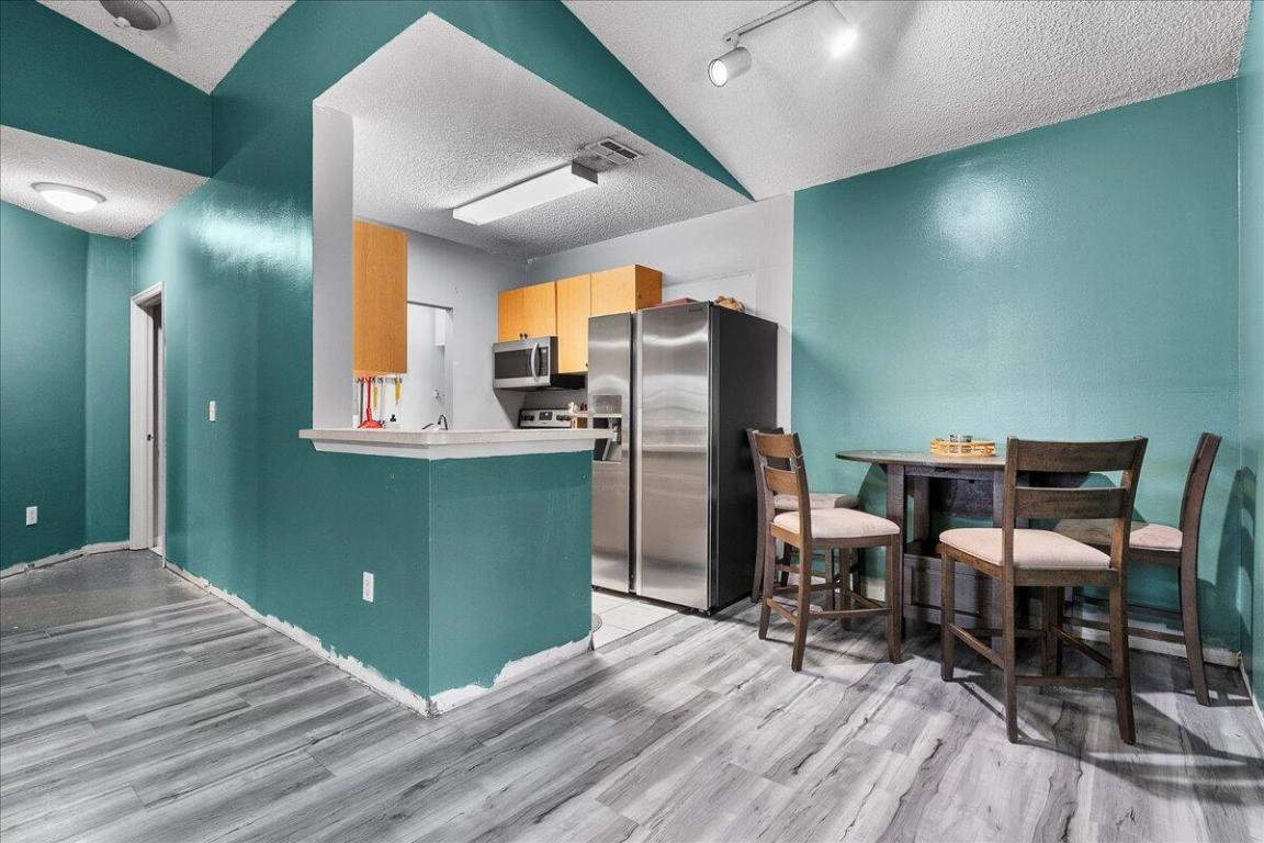 SPA AT SUNSET ISLES CONDOMINIUM - Residential