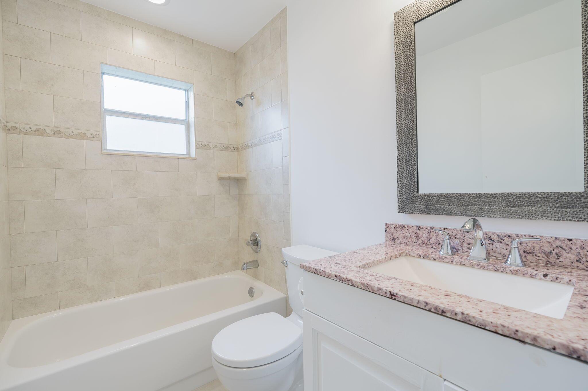 KINGS POINT NORMANDY COND - Residential