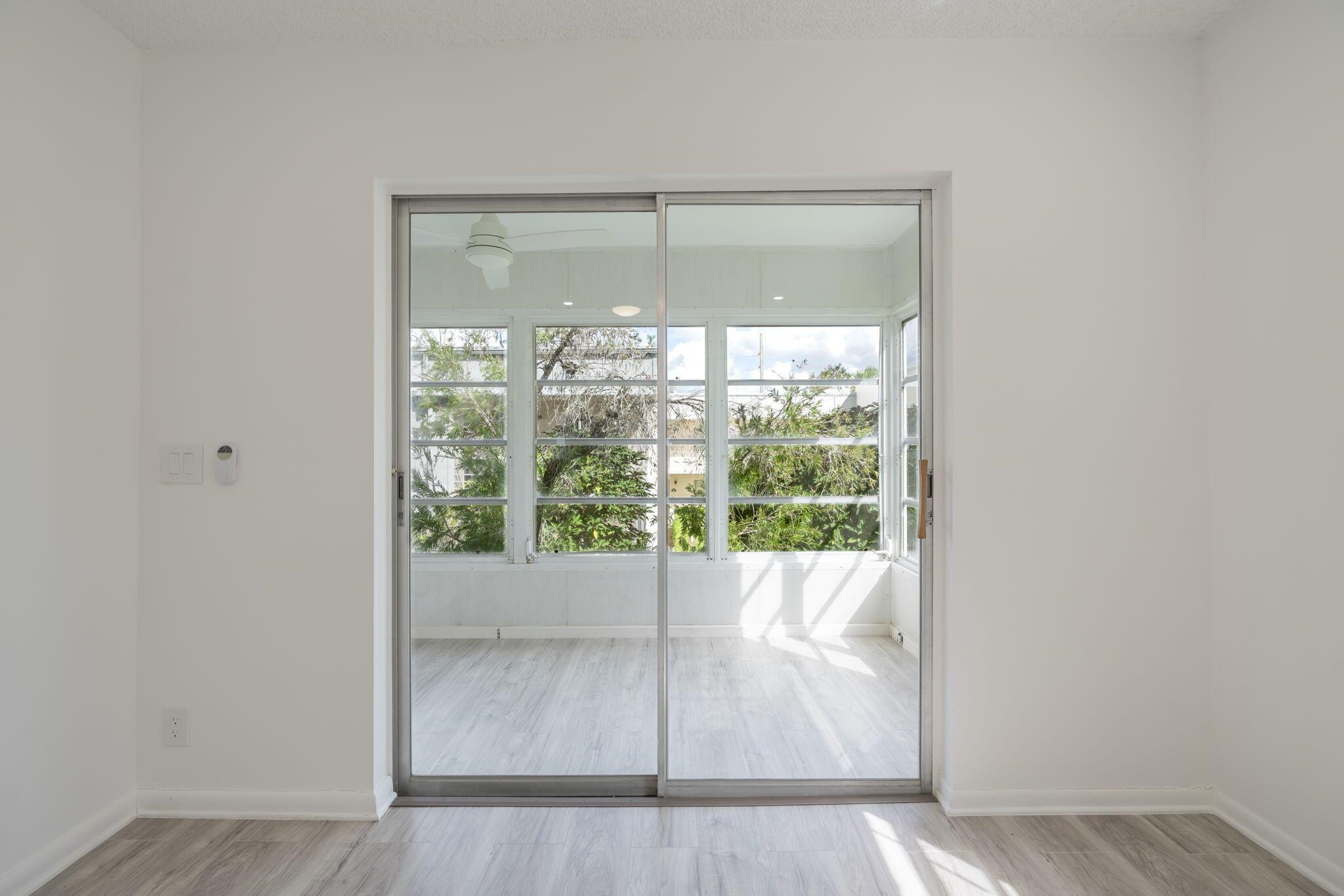 KINGS POINT NORMANDY COND - Residential