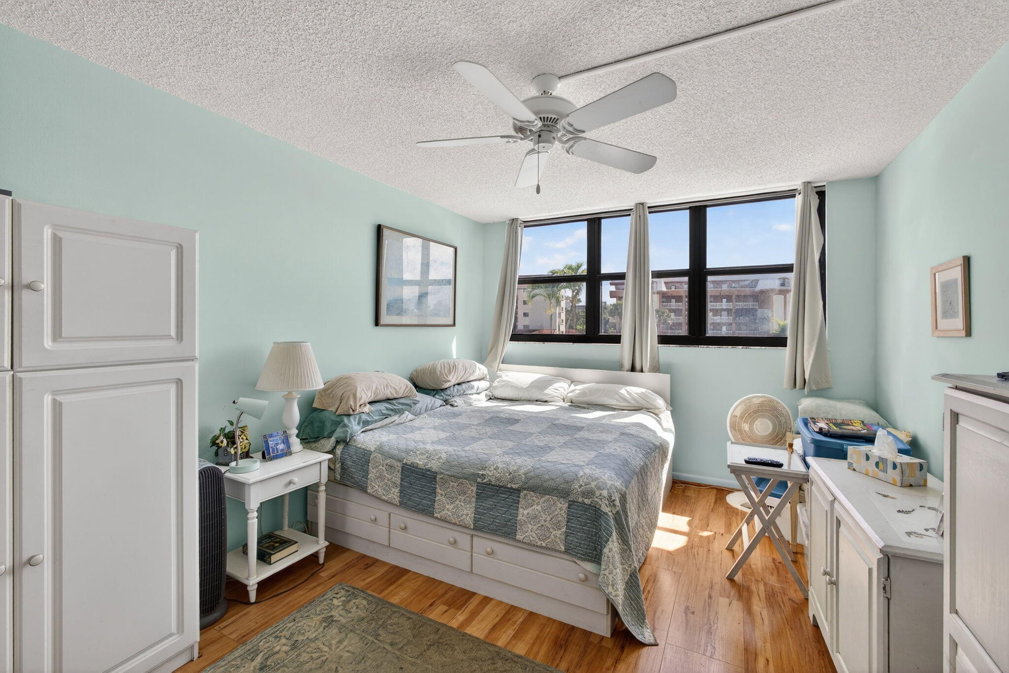 GEMINI CONDO - Residential