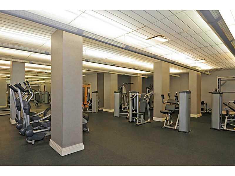 TIDES ON HOLLYWOOD BEACH - Residential