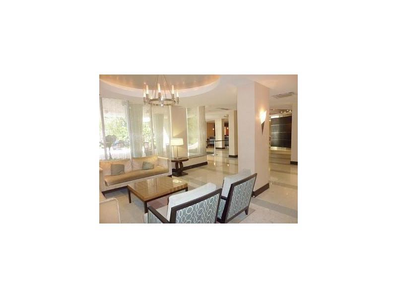 TIDES ON HOLLYWOOD BEACH - Residential