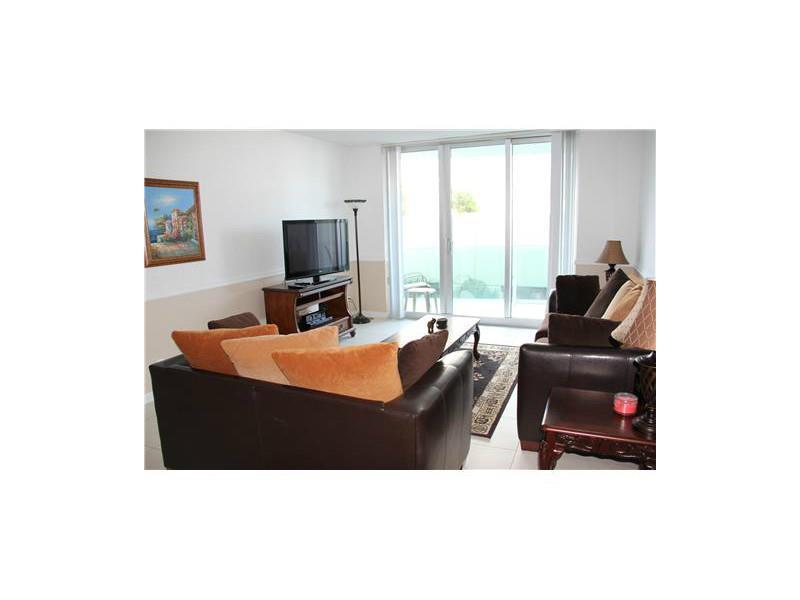 TIDES ON HOLLYWOOD BEACH - Residential