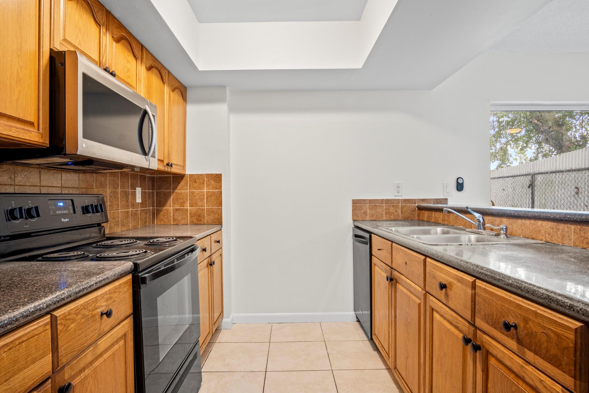 6252 Highland Ct 6252