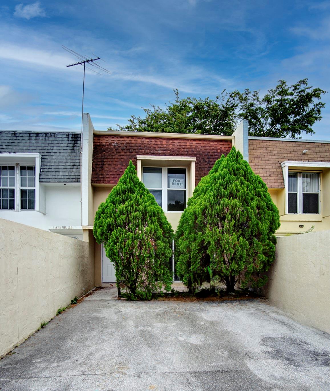 AMAZING OPPORTUNITY TO PURCHASE THIS *RENTED* WATERFRONT TOWNHOUSE WITH NO HOA OR RENTAL RESTRICTIONS! IMPACT WINDOWS AND DOORS, UPDATED KITCHEN, NEUTRAL TILE FLOOR THROUGHOUT AND LAMINATE UPSTAIRS! EXTRA LARGE PRIMARY BEDROOM WITH BALCONY, *ALREADY RENTED AT $3,170/M THROUGH 1/31/26*