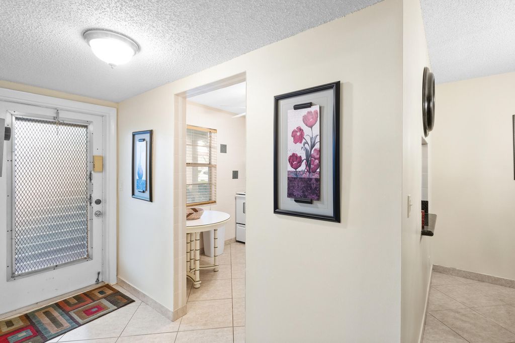 Photo of 3 Abbey Lane #102, Delray Beach, FL 33446 (MLS # B26015382)