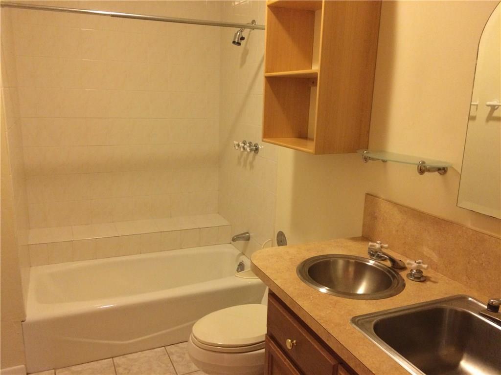 Las Olas Park Corr 6-12 B - Residential Lease