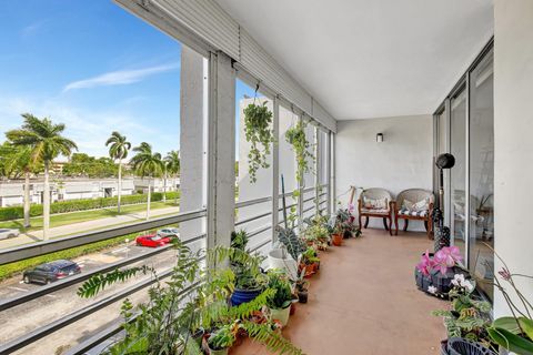 Tiny photo for 6923 Cypress Road #D12, Plantation, FL 33317 (MLS # F10554921)
