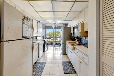 Tiny photo for 6923 Cypress Road #D12, Plantation, FL 33317 (MLS # F10554921)