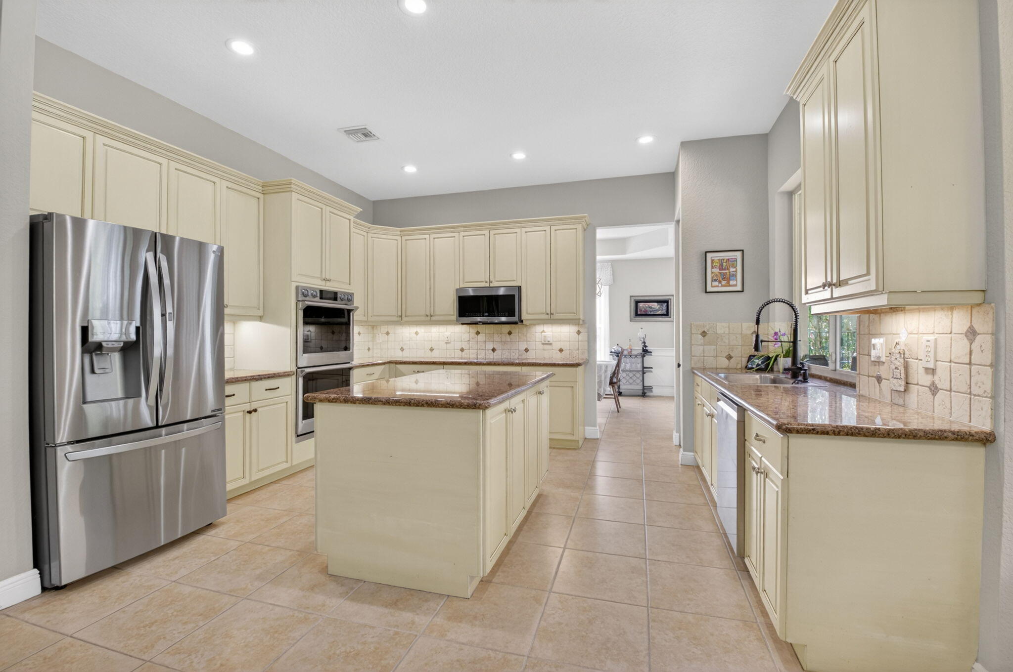 SATURNIA ISLES - Residential