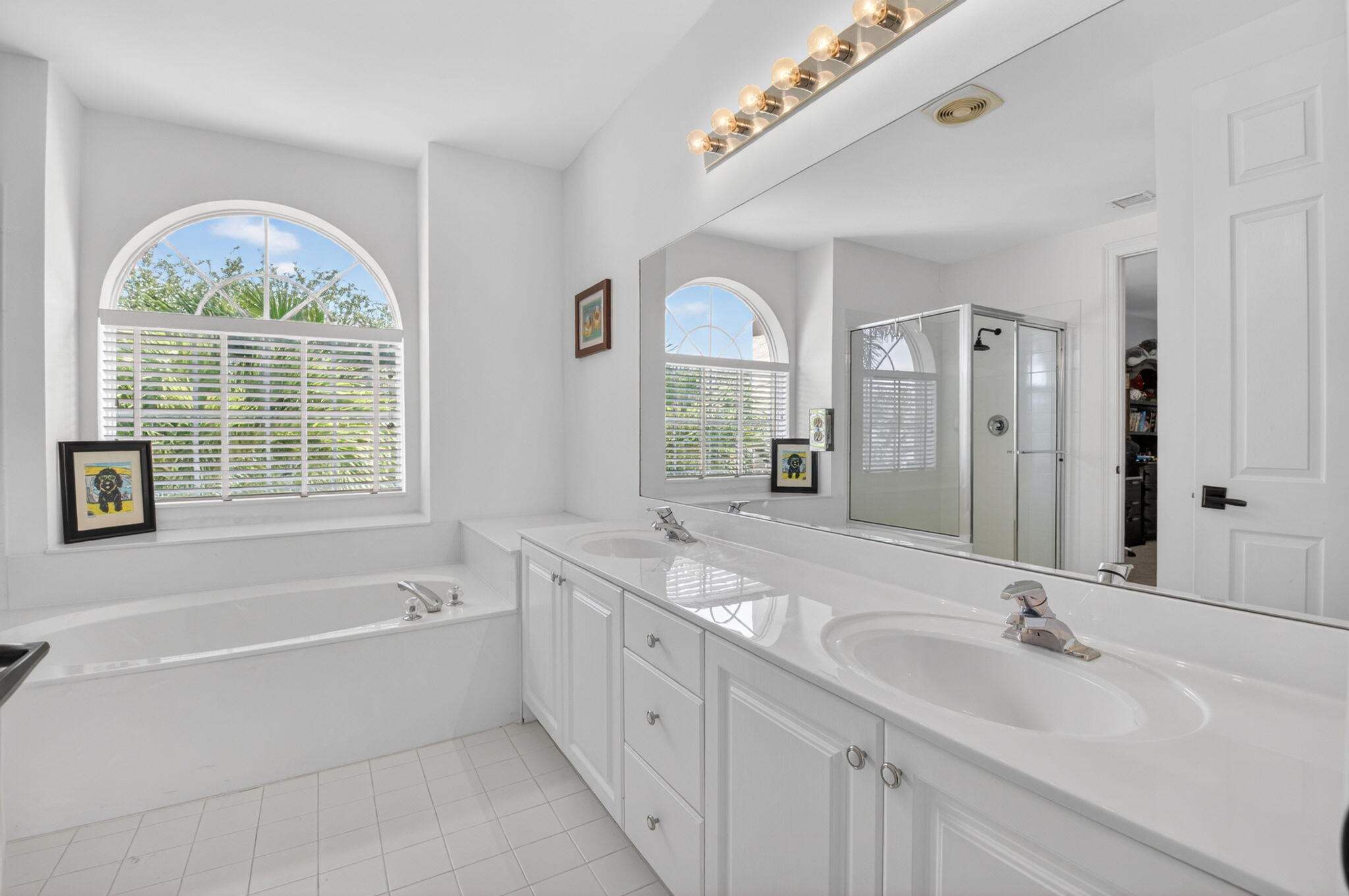 SATURNIA ISLES - Residential