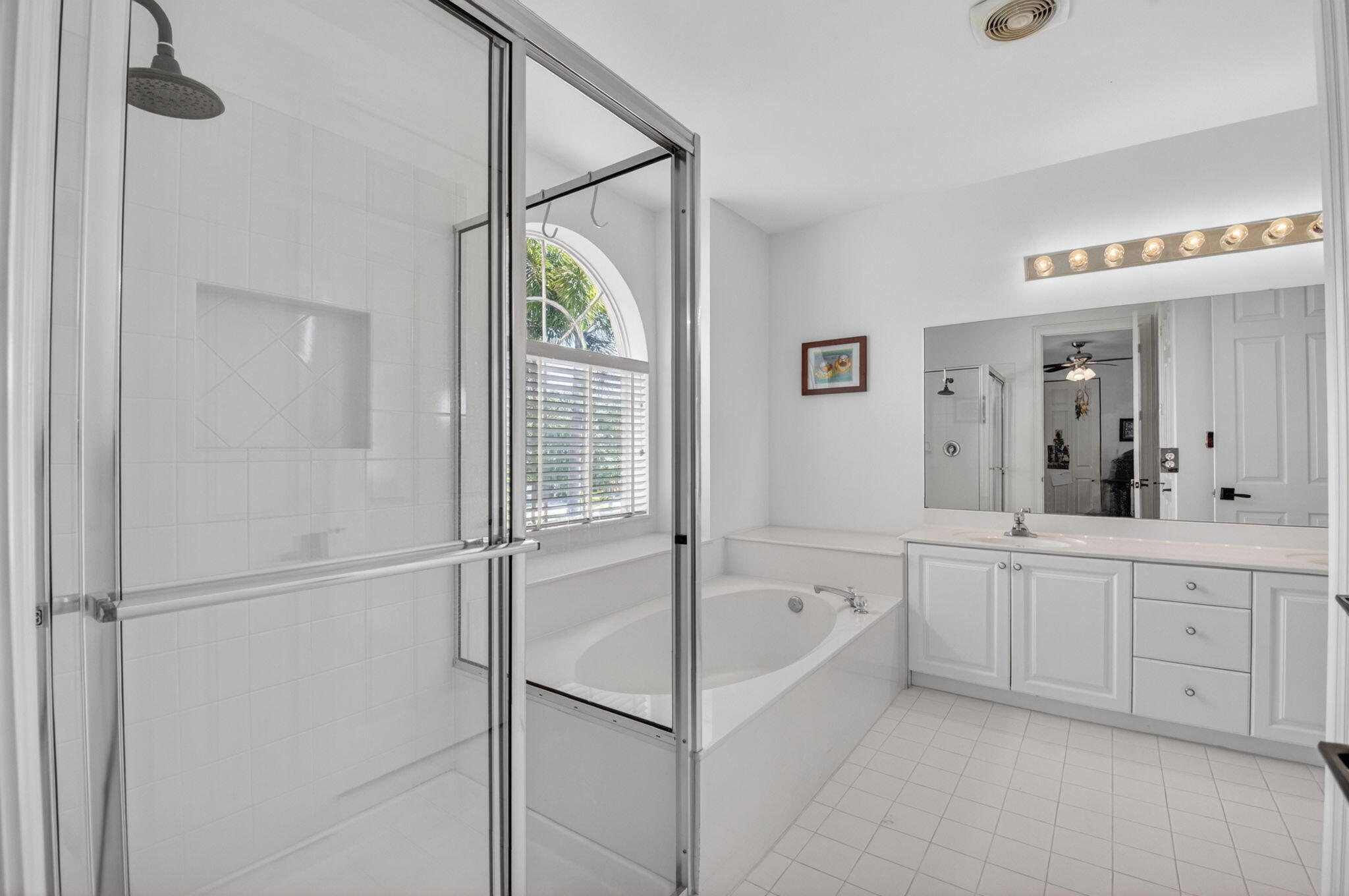 SATURNIA ISLES - Residential
