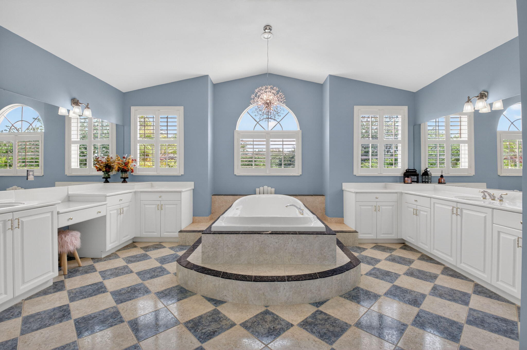 SATURNIA ISLES - Residential