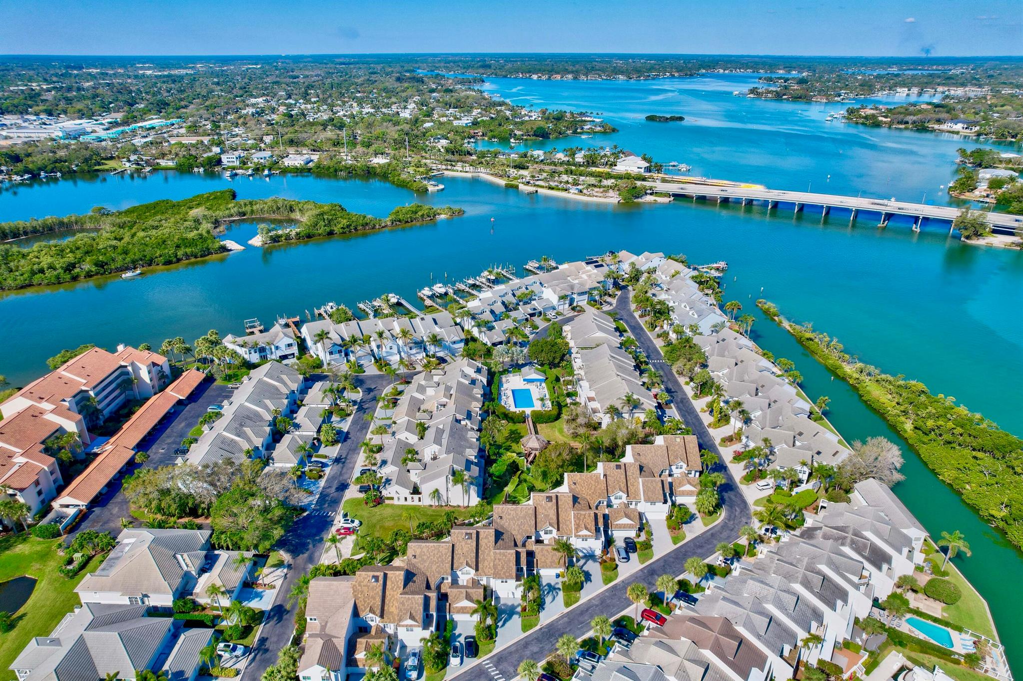 JUPITER HARBOUR - Residential