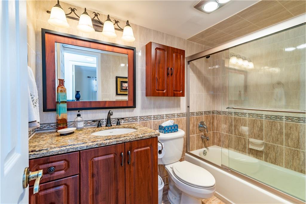 Hollybrook Golf & Tennis - Residential