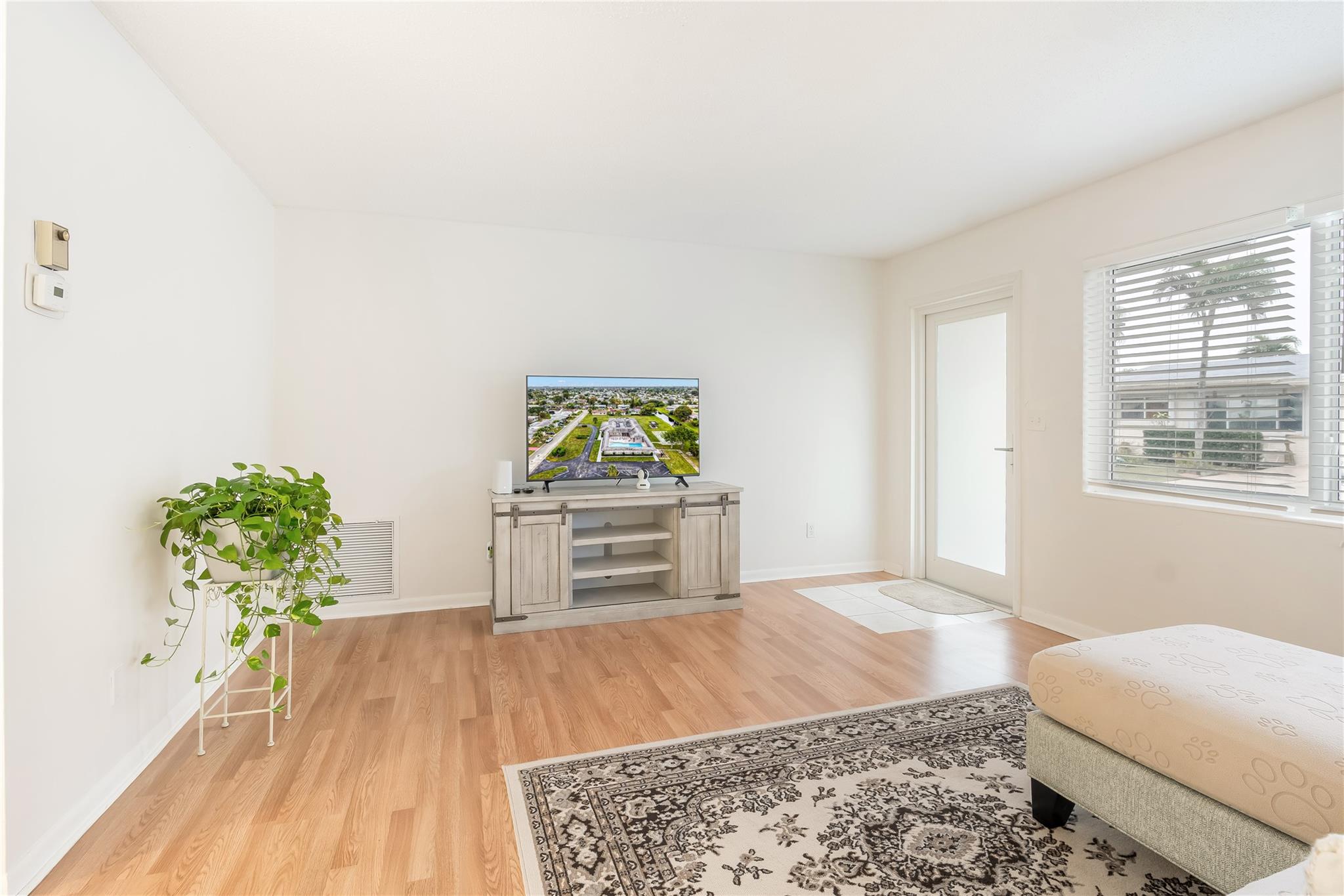 Paradise Gardens 67-37 B - Residential